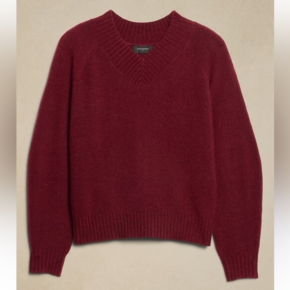 BANANA REPUBLIC WOMENS COZY V NECK SWEATER ALPACA RED MEDIUM